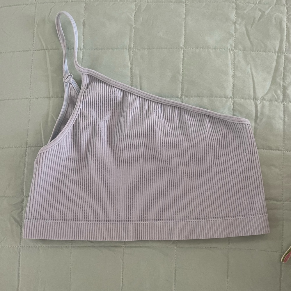 One shoulder top